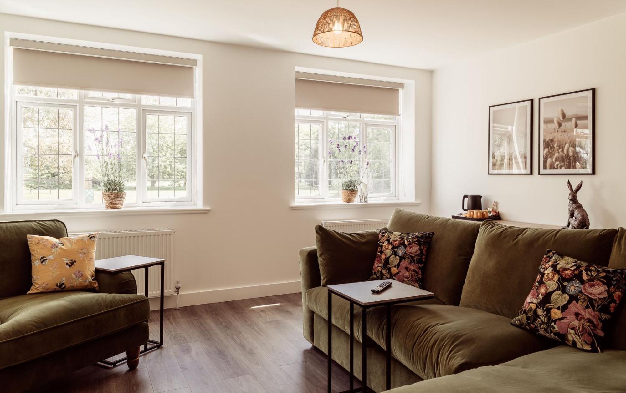 Lowbell House London Colney Экстерьер фото